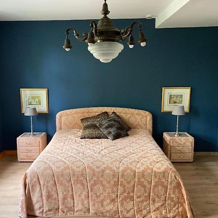Jagdschloss Hummelshain B&B エクステリア 写真