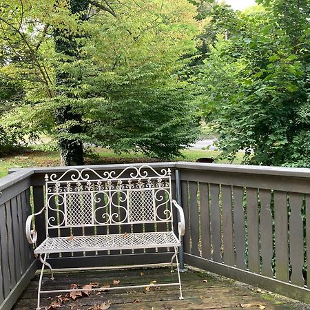 Jagdschloss Hummelshain B&B エクステリア 写真