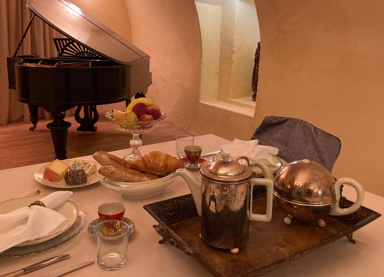 Jagdschloss Hummelshain B&B エクステリア 写真