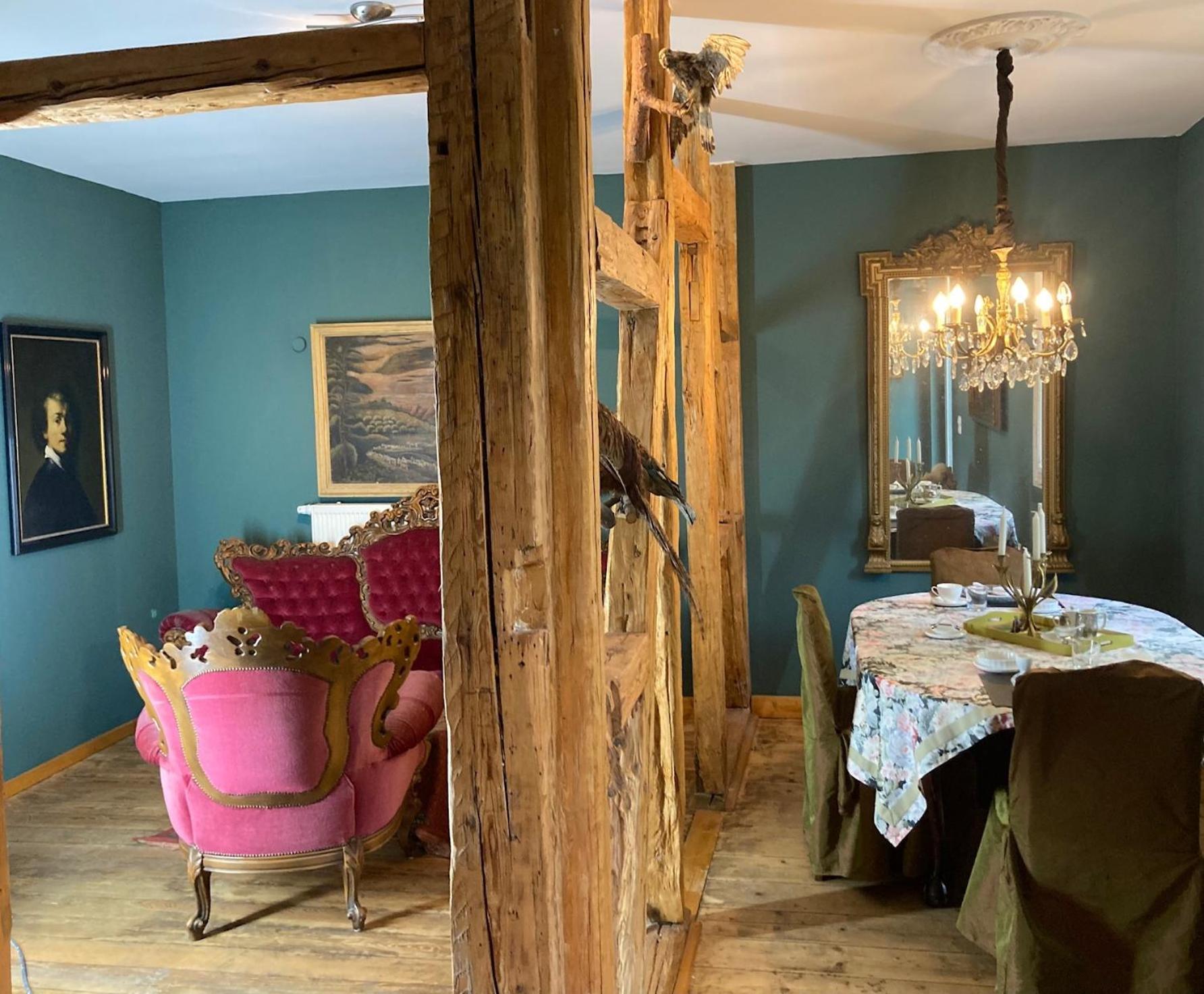 Jagdschloss Hummelshain B&B エクステリア 写真